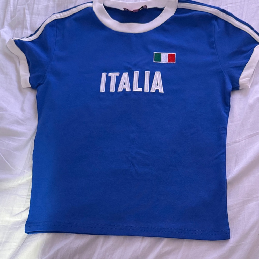 Edikted Blue Italia T-shirt